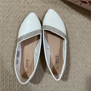 Ardene White Flats
